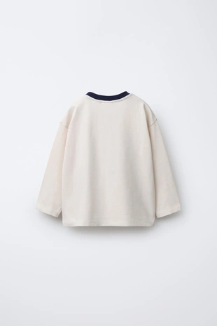 Лонгслив с контрастной надписью- Заказать в России