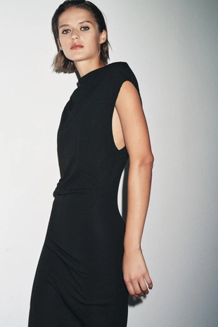 Длинное платье со сборками- Заказать в России