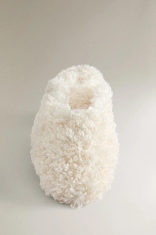 Туфли-сабо из искусственного меха- Заказать в России