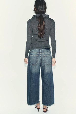 Кардиган из шерсти с объемными цветами- Заказать в России