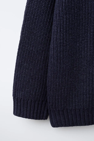 Свитер с застежкой-молнией- Заказать в России