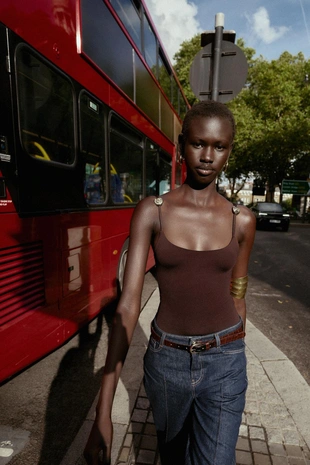 Боди из полиамида с ракушками