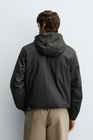 Black | 3833/500/800 - Zara Парка с полиуретановым покрытием и капюшоном