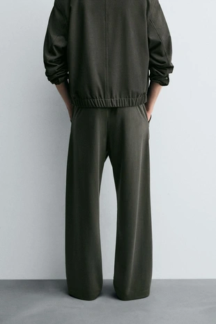 Брюки RELAXED FIT из струящейся ткани- Заказать в России
