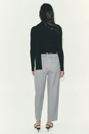 Брюки с защипами и ремнем- Заказать в России