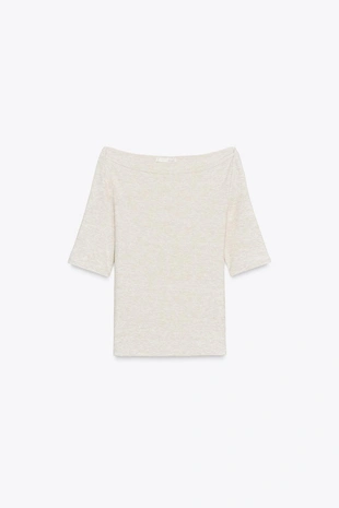 Футболка с вырезом «лодочка»- Заказать в России