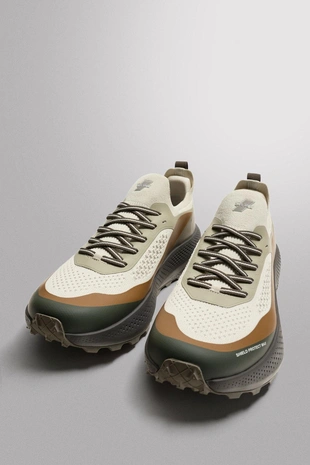 Спортивные кроссовки- Заказать в России