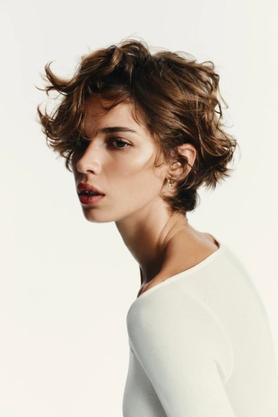 Боди асимметричного кроя с длинным рукавом- Заказать в России