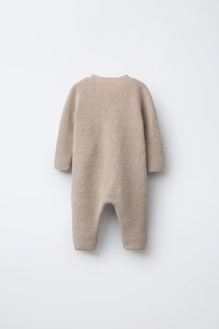 Комбинезон из трикотажа с жемчужинами- Заказать в России