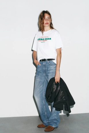 Футболка с принтом и текстом- Заказать в России