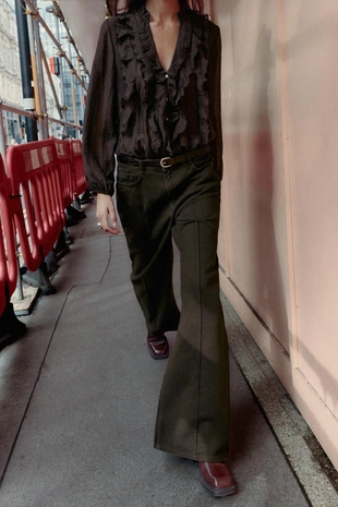 Блуза с воланами- Заказать в России