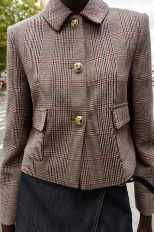Короткий блейзер в клетку «пепит»- Заказать в России