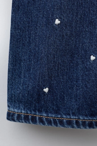 Джинсовый комбинезон с вышивкой «сердца»- Заказать в России