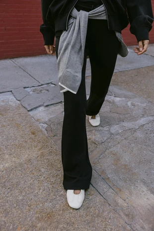 Брюки-клеш из интерлока- Заказать в России