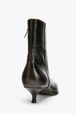 Кожаные ботильоны на каблуке- Заказать в России