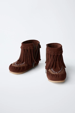 Кожаные сапоги с вышивкой- Заказать в России