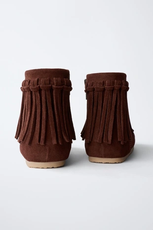 Кожаные сапоги с вышивкой- Заказать в России