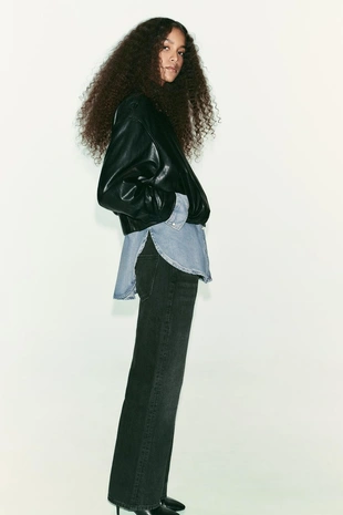 Бомбер из искусственной кожи с высоким воротником- Заказать в России