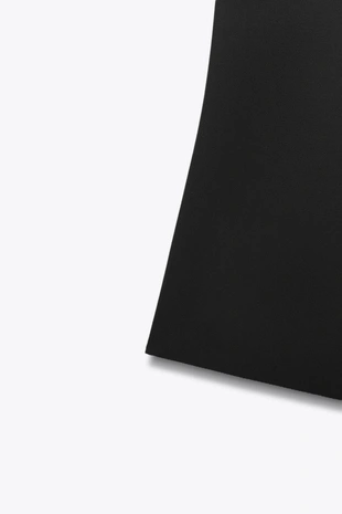 Футболка из полиамида с воротником-стойкой- Заказать в России