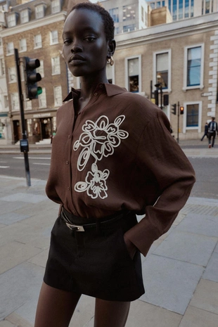 Рубашка с цветочной тканью- Заказать в России