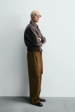 Брюки RELAXED FIT с ремнем- Заказать в России