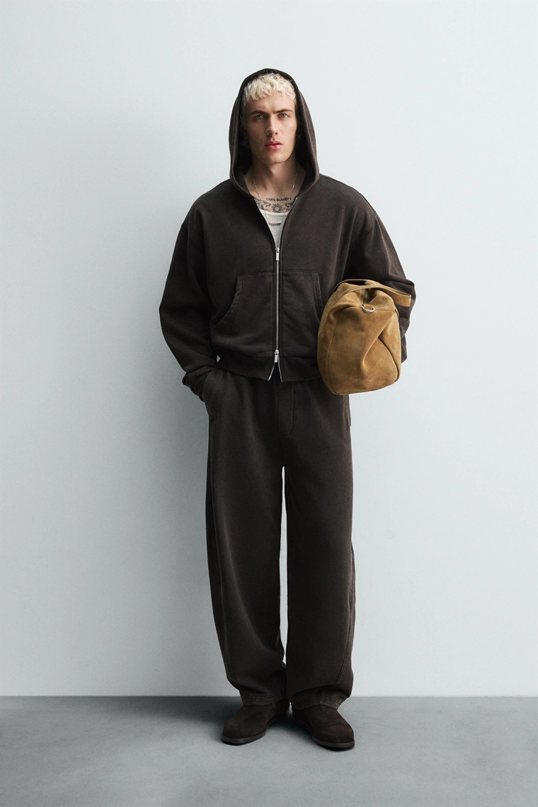 Брюки-джоггеры с карманами