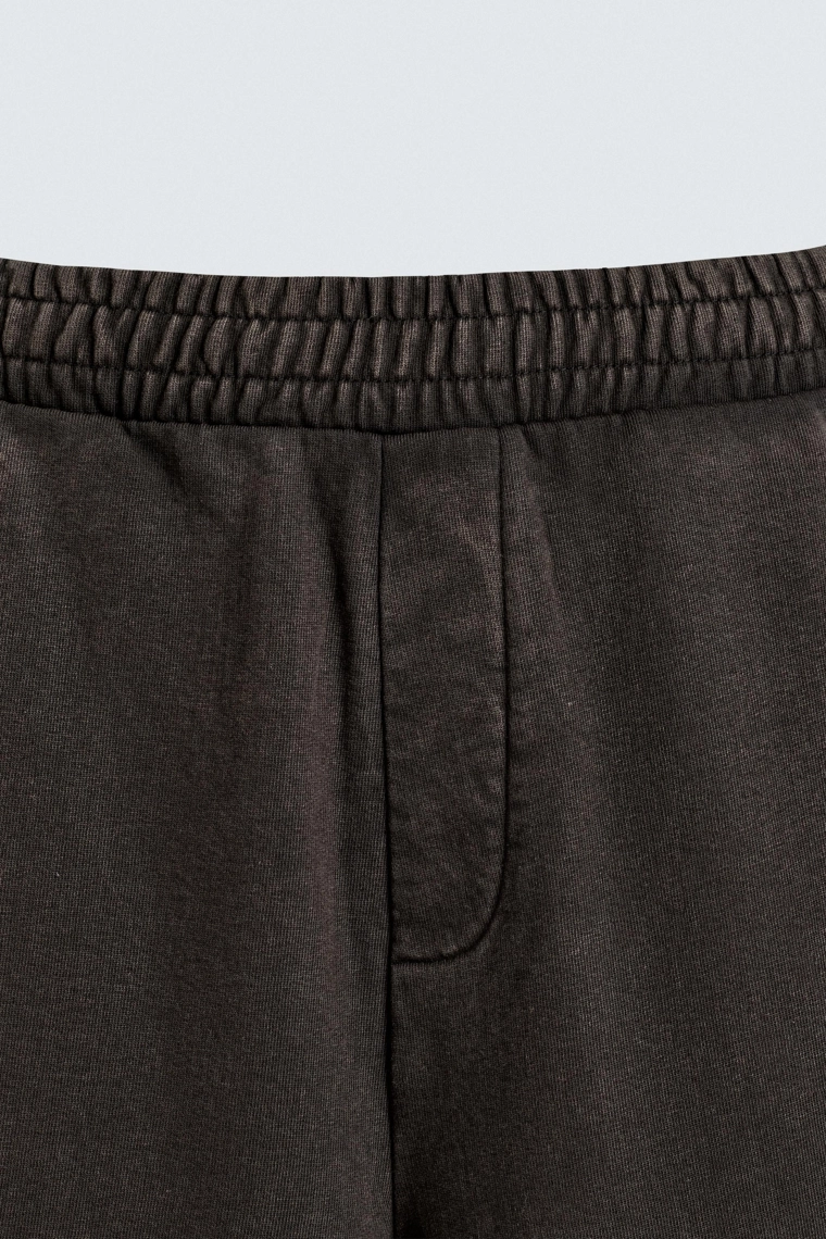 Брюки-джоггеры с карманами