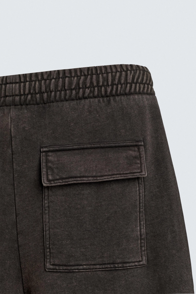 Брюки-джоггеры с карманами