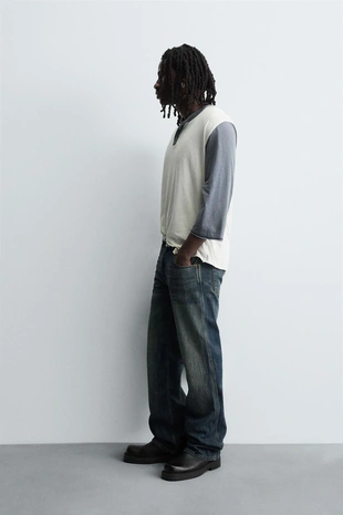 Джинсы FLARE FIT с заниженной талией- Заказать в России