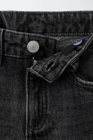 Black | 3777/701/800 - Zara Прямые джинсы с отворотами снизу