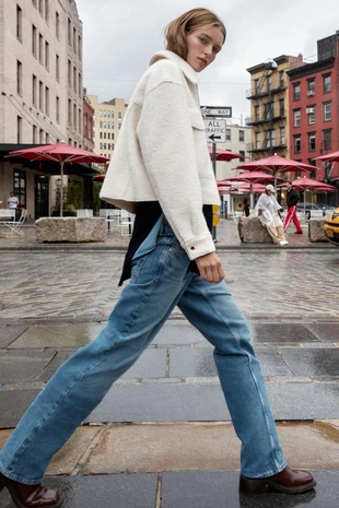 Куртка букле с накладными карманами- Заказать в России