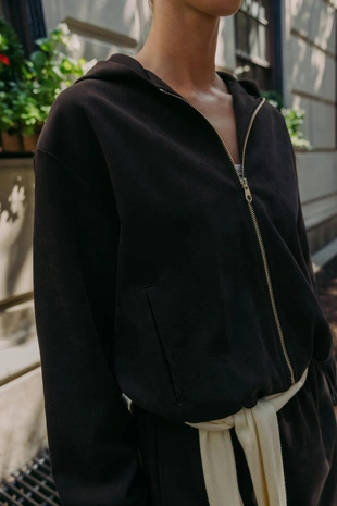 Бомбер с капюшоном- Заказать в России