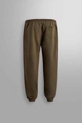 Брюки-джоггеры классического кроя