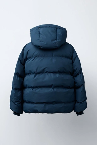 Стеганый пальто с нашивкой WATER REPELLENT- Заказать в России