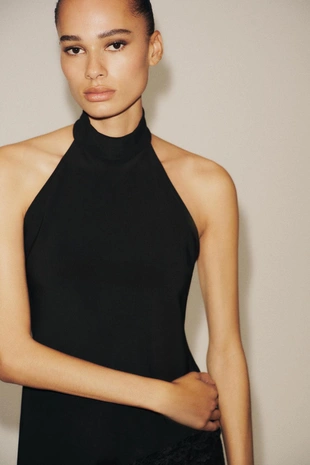 Топ-бюстье с горловиной халтер- Заказать в России