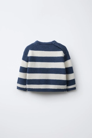 Вафельный джемпер с нашивкой «белка»- Заказать в России