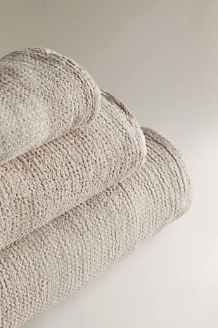 Полотенце для ванны из льна с рельефным трикотажем WAFFLE-KNIT- Заказать в России