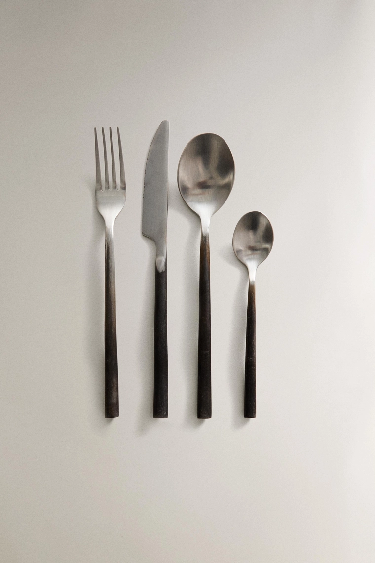 Набор столовых приборов из 4 предметов с античной отделкой