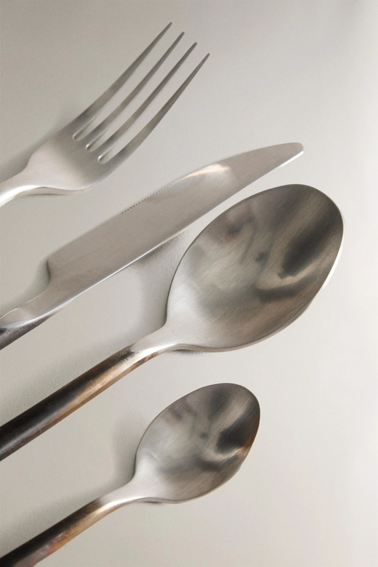 Набор столовых приборов из 4 предметов с античной отделкой