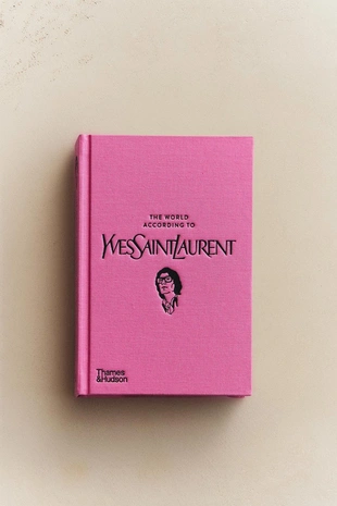 Книга THE WORLD ACCORDING TO YSL- Заказать в России