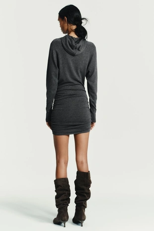 Трикотажное мини-платье с капюшоном- Заказать в России
