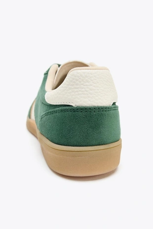 Разноцветные кроссовки- Заказать в России