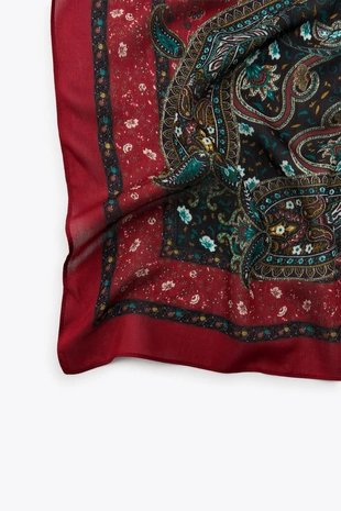 Платок с принтом и шелком