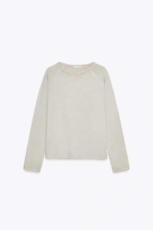 Выстиранная футболка с длинными рукавами- Заказать в России