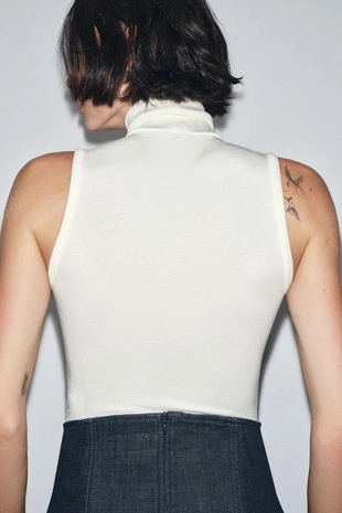 Базовое боди с высоким воротником- Заказать в России