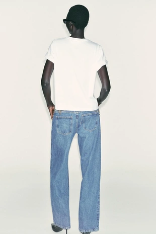 Футболка с короткими рукавами и этикеткой- Заказать в России