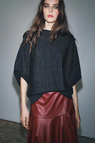 Трикотажный джемпер с широкими рукавами- Заказать в России