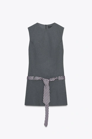 Короткое платье с поясом-галстуком- Заказать в России