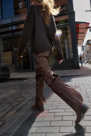 Атласные брюки прямого кроя- Заказать в России