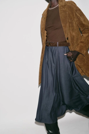 Комбинированное платье-миди с поясом- Заказать в России